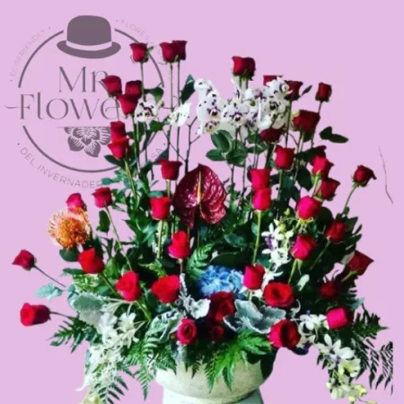 50 Rosas y 3 Orquídeas