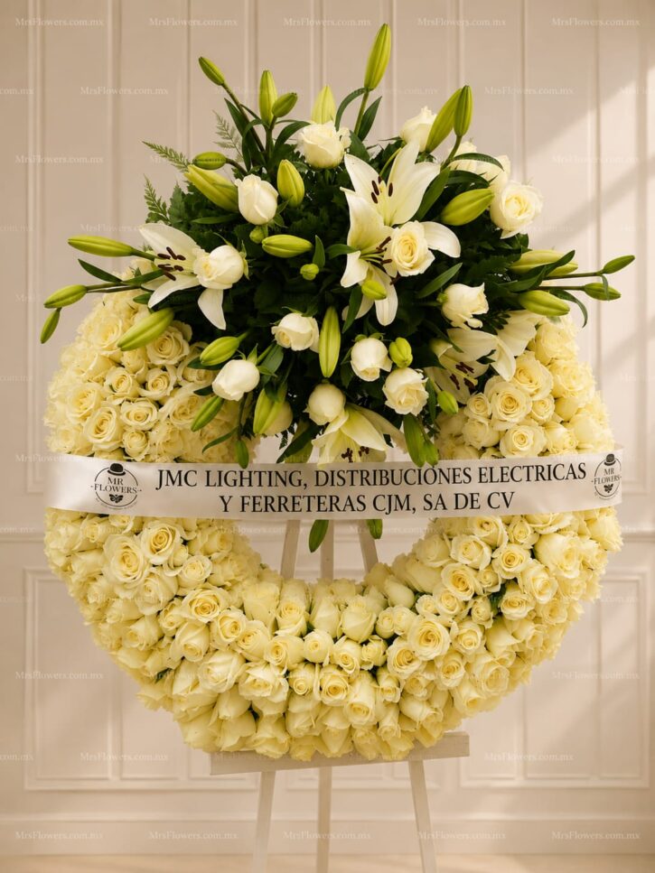 Corona Blanca Elegante en Tripie