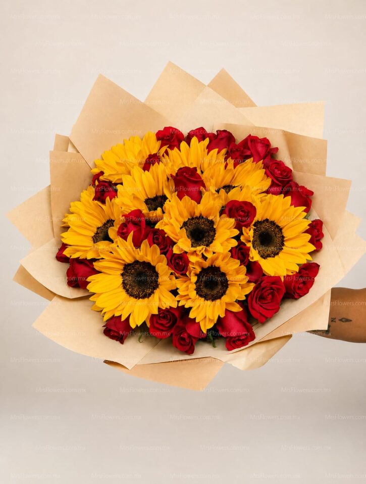 Ramo de Rosas y Girasoles Ramo de Rosas y Girasoles