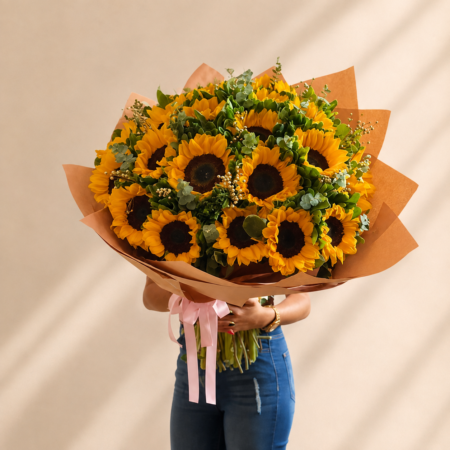 Ramo de 50 girasoles Ramo de 50 girasoles