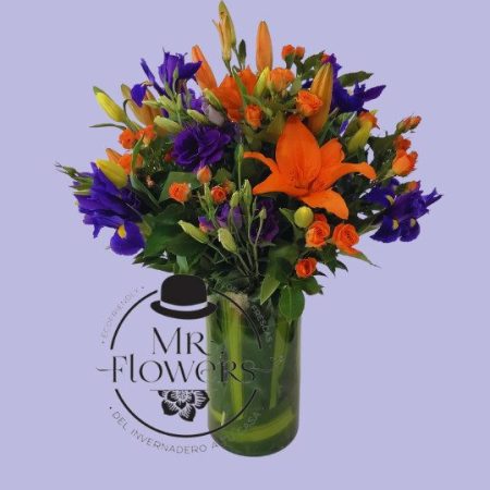 Arreglo Floral con Iris, Tulipanes, Lisianthus y Lilis