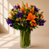 Arreglo Floral con Iris, Tulipanes, Lisianthus y Lilis Arreglo Floral con Iris, Tulipanes, Lisianthus y Lilis