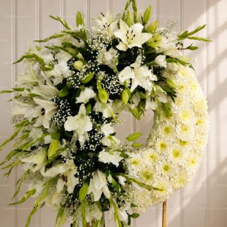 Corona Fúnebre con Medallón blanco Corona Fúnebre con Medallón blanco