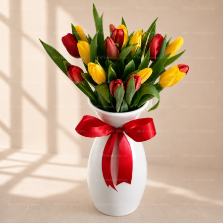 Jarrón de Cerámica con 20 Tulipanes Jarrón de Cerámica con 20 Tulipanes