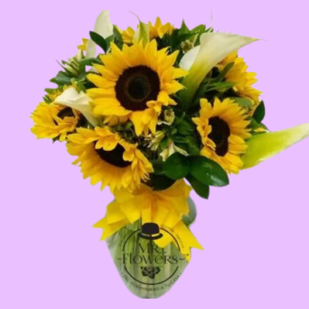 Girasoles y alcatraz en Jarrón