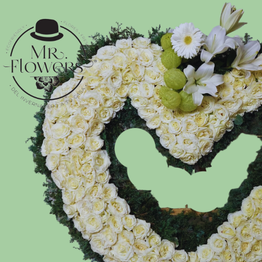 Corazón Fúnebre en tripié
