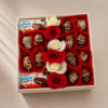 Caja de 12 fresas con chocolate y Rosas y Delice Caja de 12 fresas con chocolate y Rosas y Delice