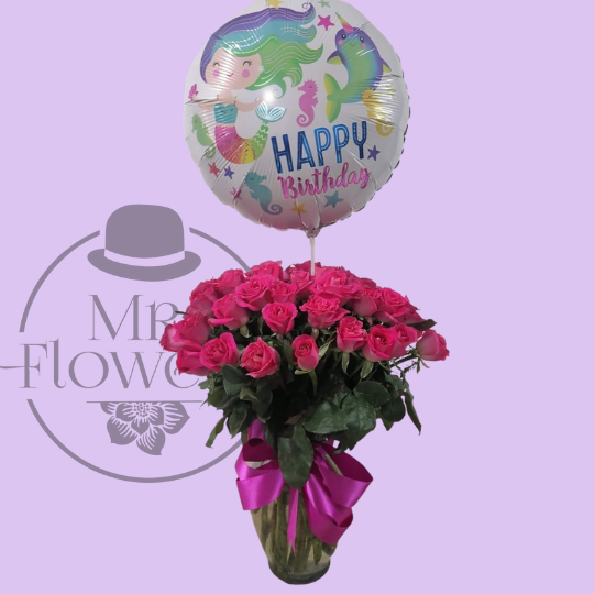 Jarrón de 50 Rosas y Globo Jarrón de 50 Rosas y Globo