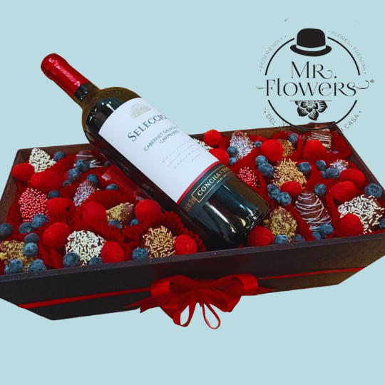 Vino y Frutos Rojos Vino y Frutos Rojos