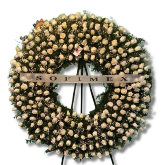 Corona Fúnebre Grande con Rosas Blancas Corona Fúnebre Grande con Rosas Blancas