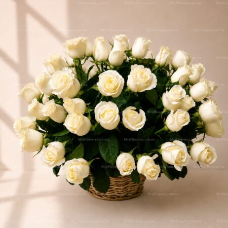 Arreglo Floral con 50 Rosas